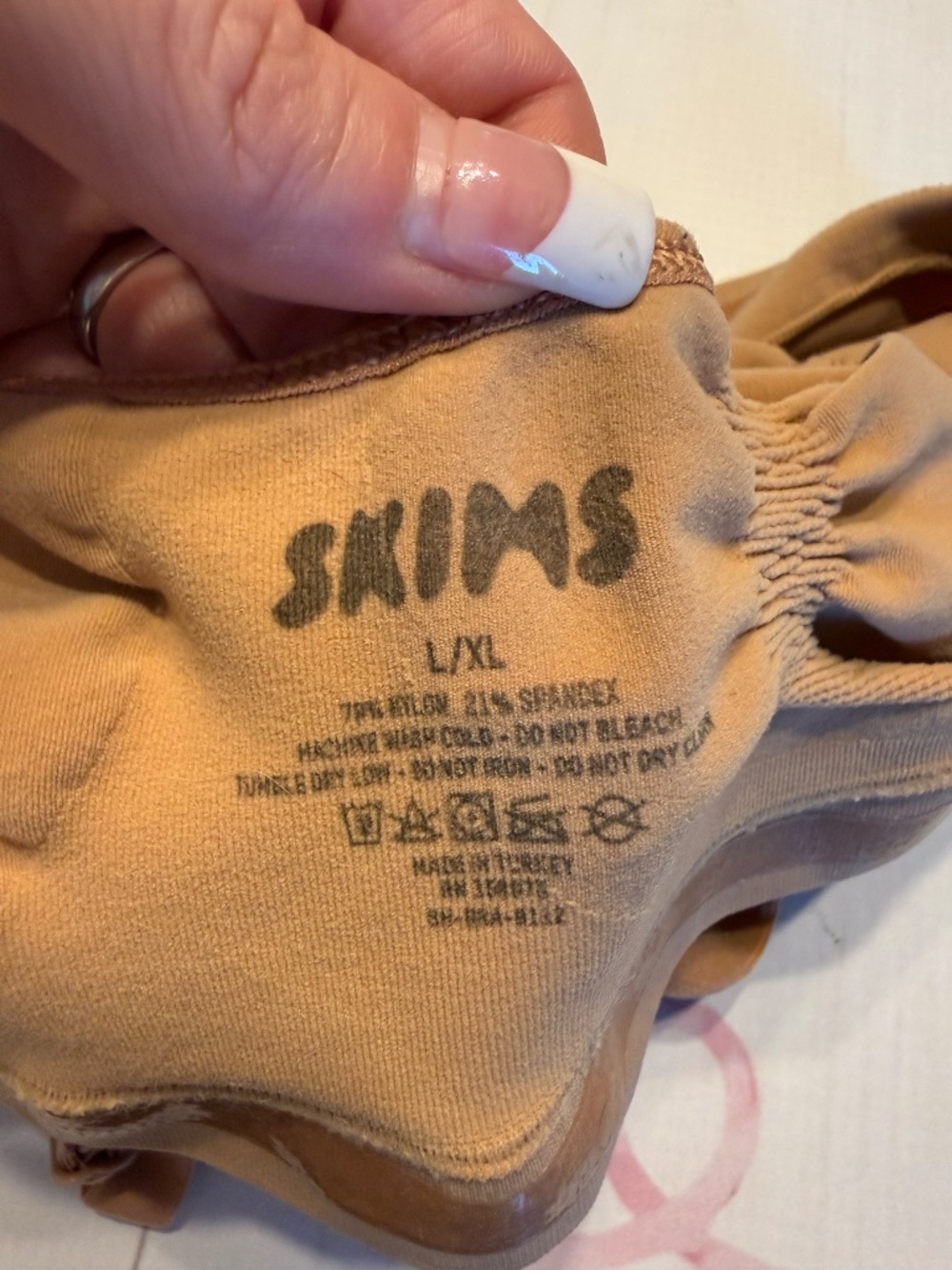 SKIMS Sculpting Bralette Size L/XL - Picture 3 of 3
